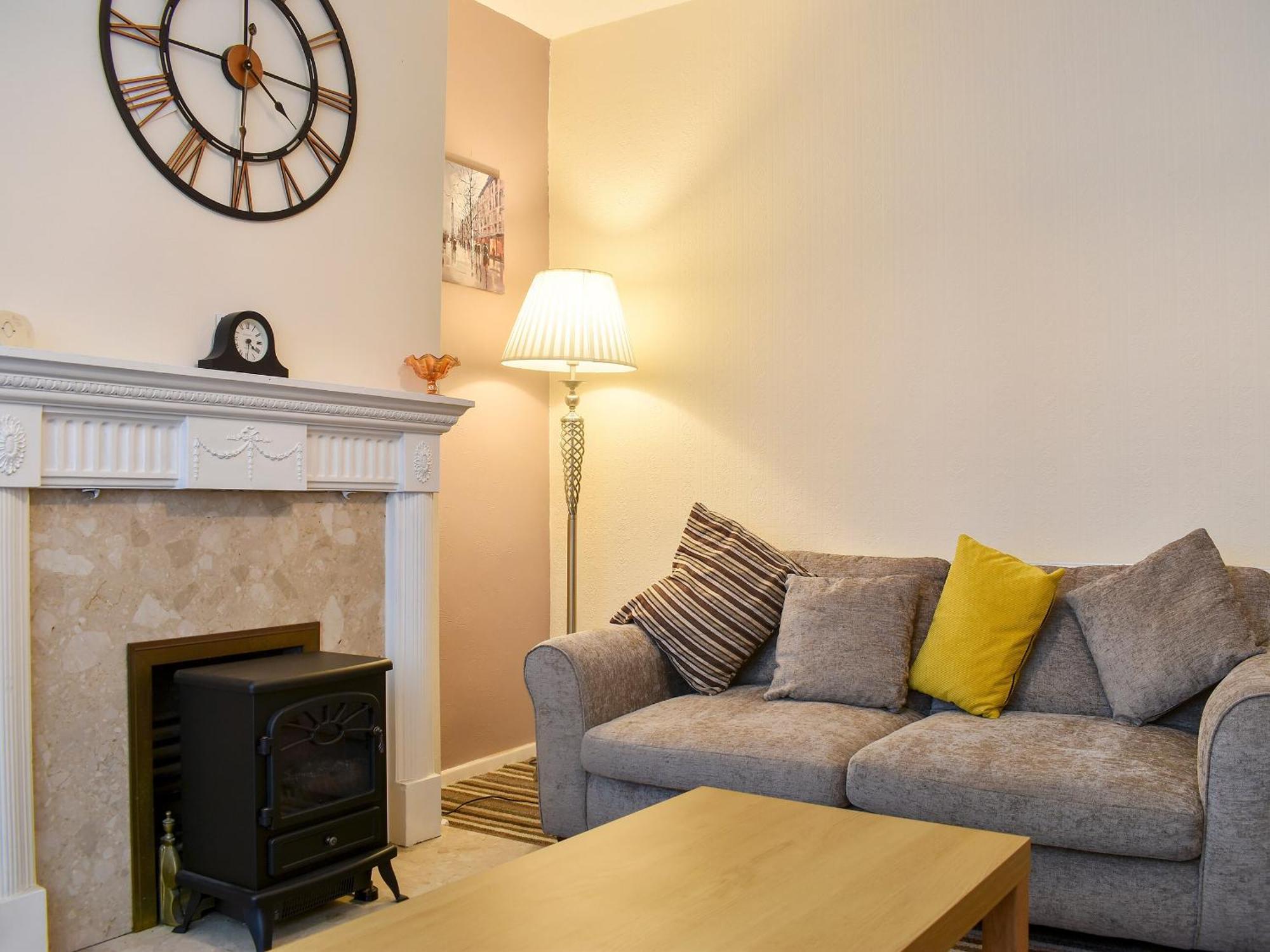 Ruffles Villa Whitby Bagian luar foto