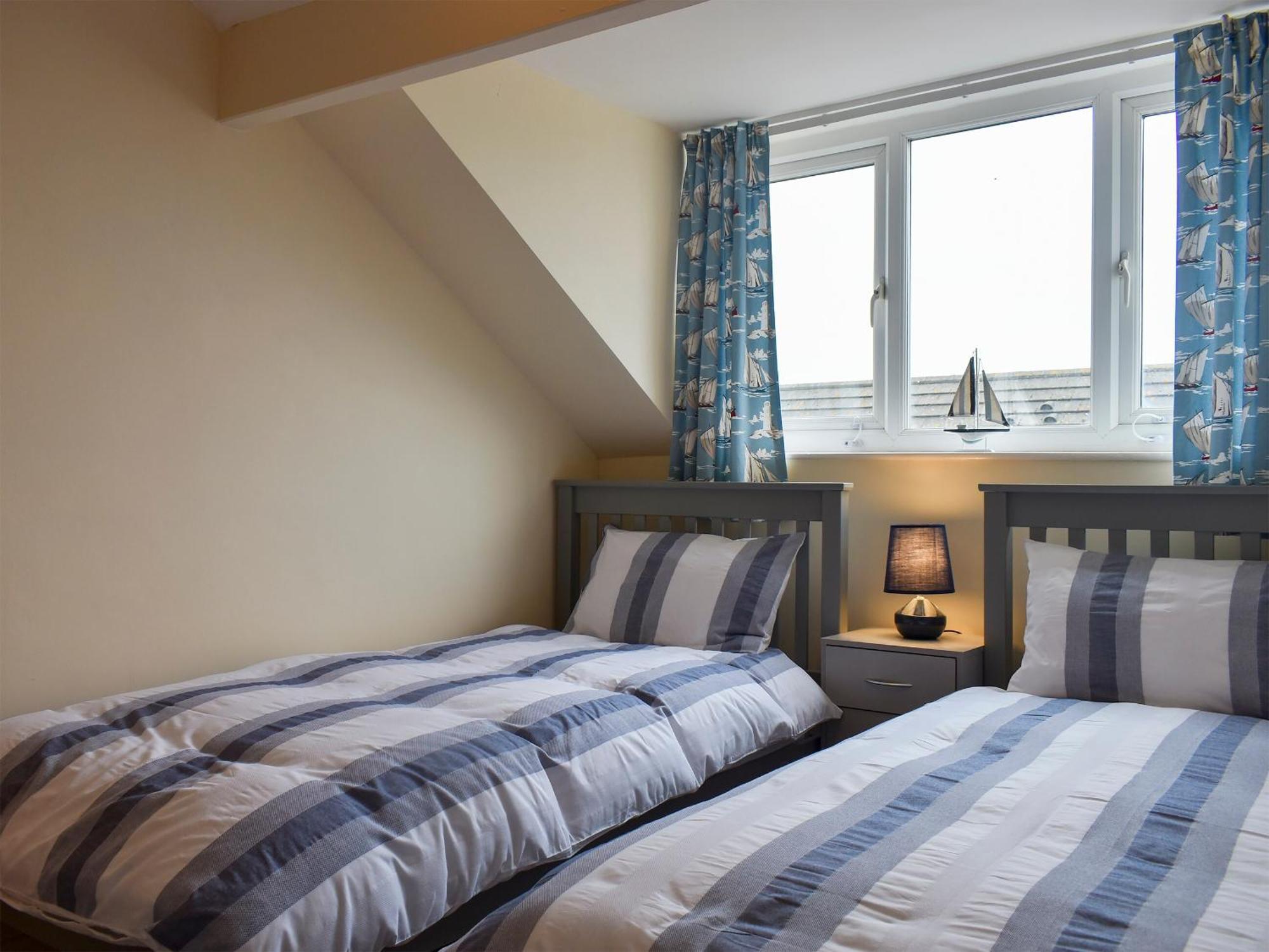 Ruffles Villa Whitby Bagian luar foto